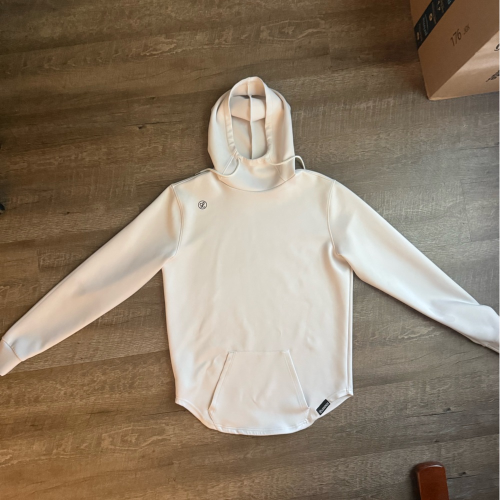 Men’s white Legends performance hoodie, size large